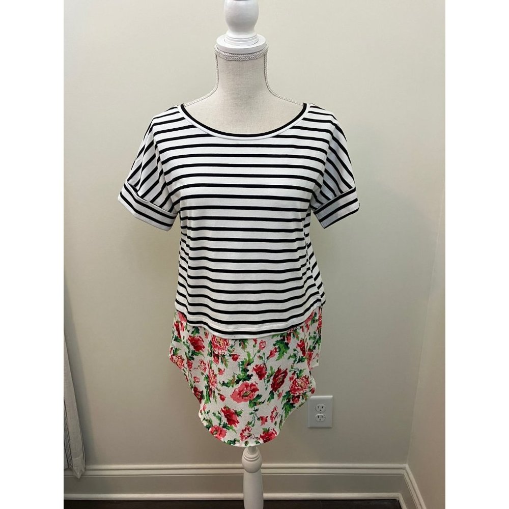 Journey Five Mixed Media Black White Stripe Floral Print Size Medium
